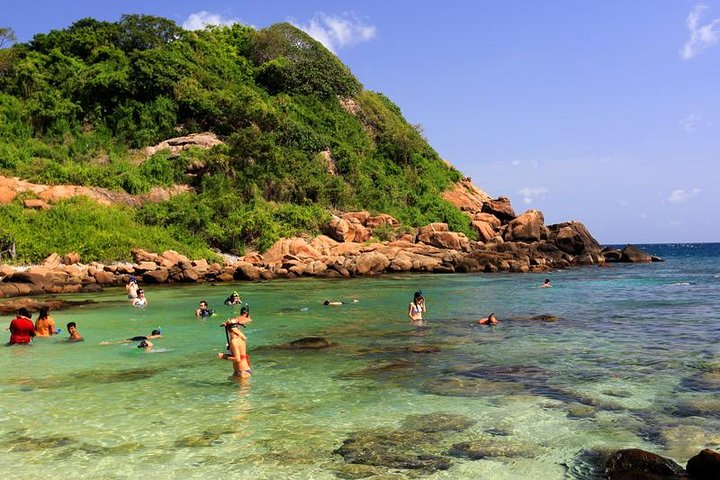 day tour forest rock sigiriya to snokling in trincomalee beach - Photo 1 of 7